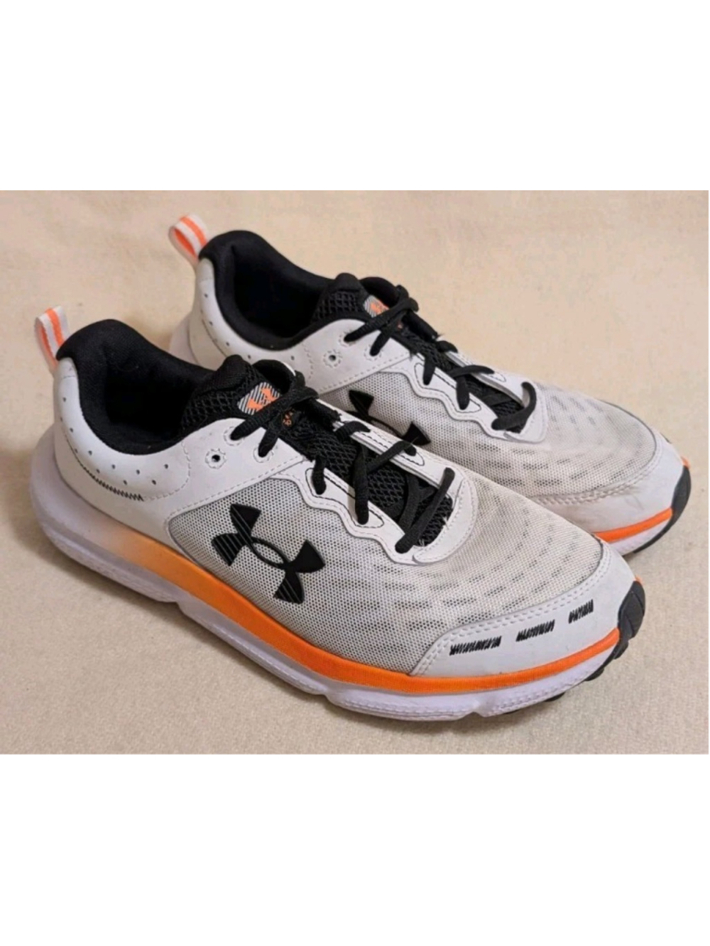 Under Armour Charged Assert 10 Running Comfort Sneaker Men's Size 9.5 F51